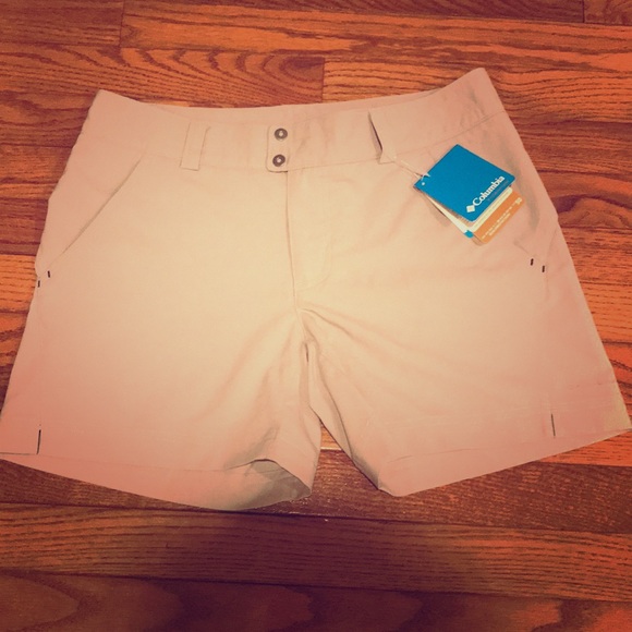 Columbia Pants - Columbia Khaki Short